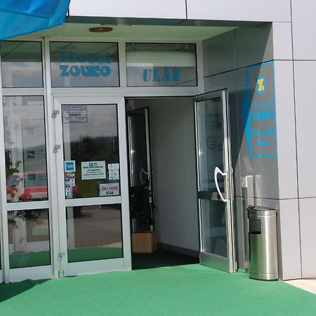 Hotel Zovko Σλαβόνσκι Μπροντ Εξωτερικό φωτογραφία