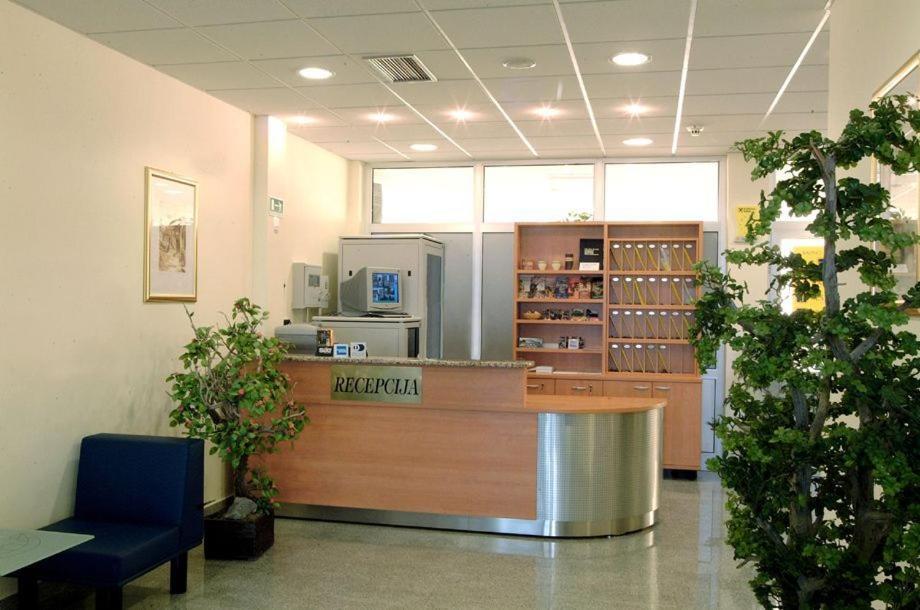 Hotel Zovko Σλαβόνσκι Μπροντ Εξωτερικό φωτογραφία