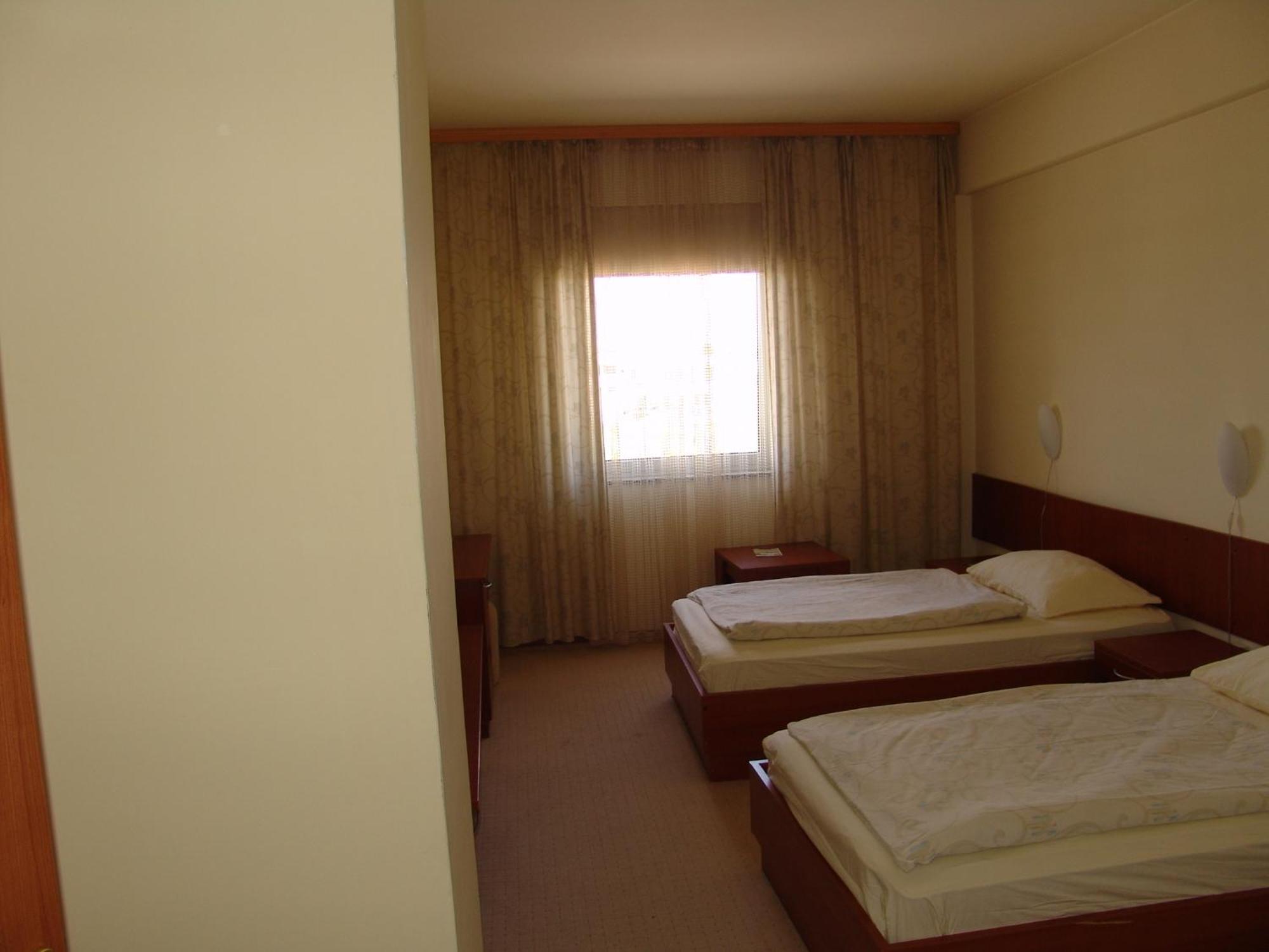 Hotel Zovko Σλαβόνσκι Μπροντ Εξωτερικό φωτογραφία